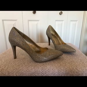 Bandolino sparkly heels